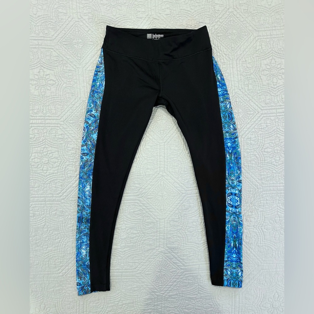 LuLaRoe Women’s Simply Comfortable Leggings Size Medium Black + Blue Paisley